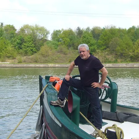 Bateau Adriana Botel Chantilly